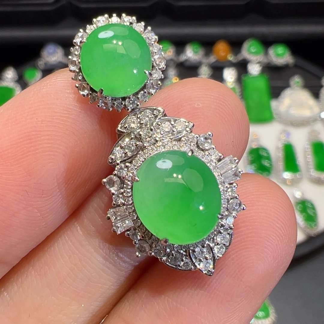 翡翠18K金镶嵌颈饰收到货48小时鉴赏期