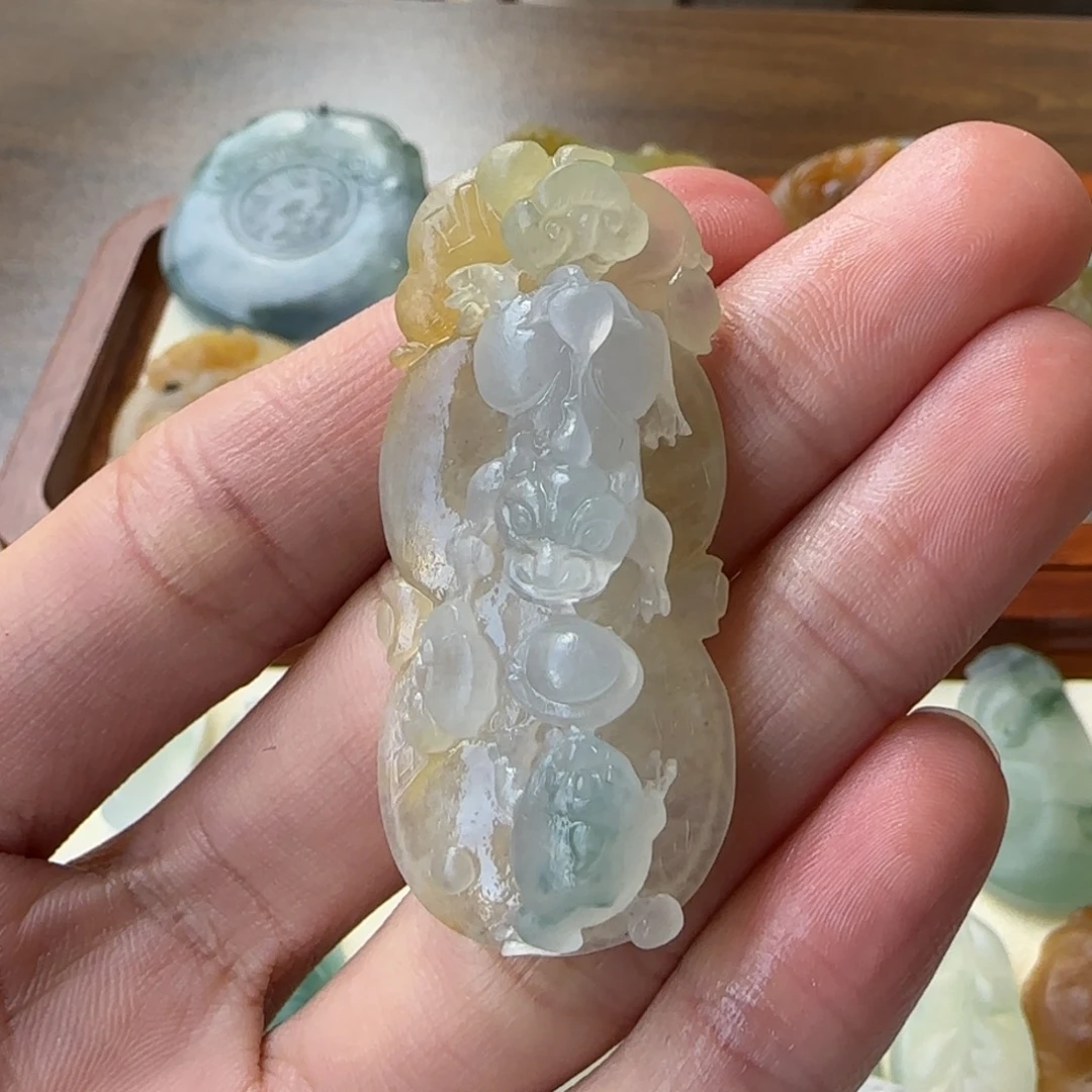 定制翡翠未镶嵌h****n貔貅金蟾