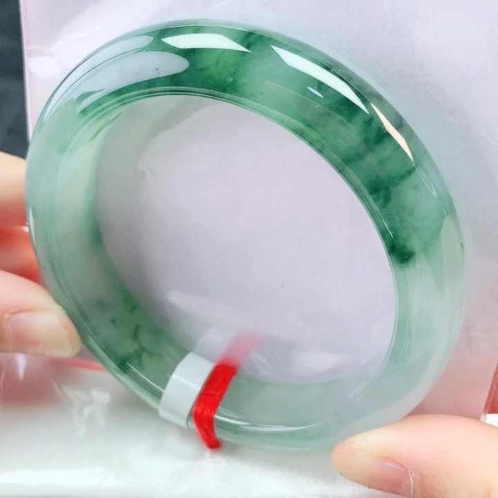 翡翠未镶嵌手镯53圈