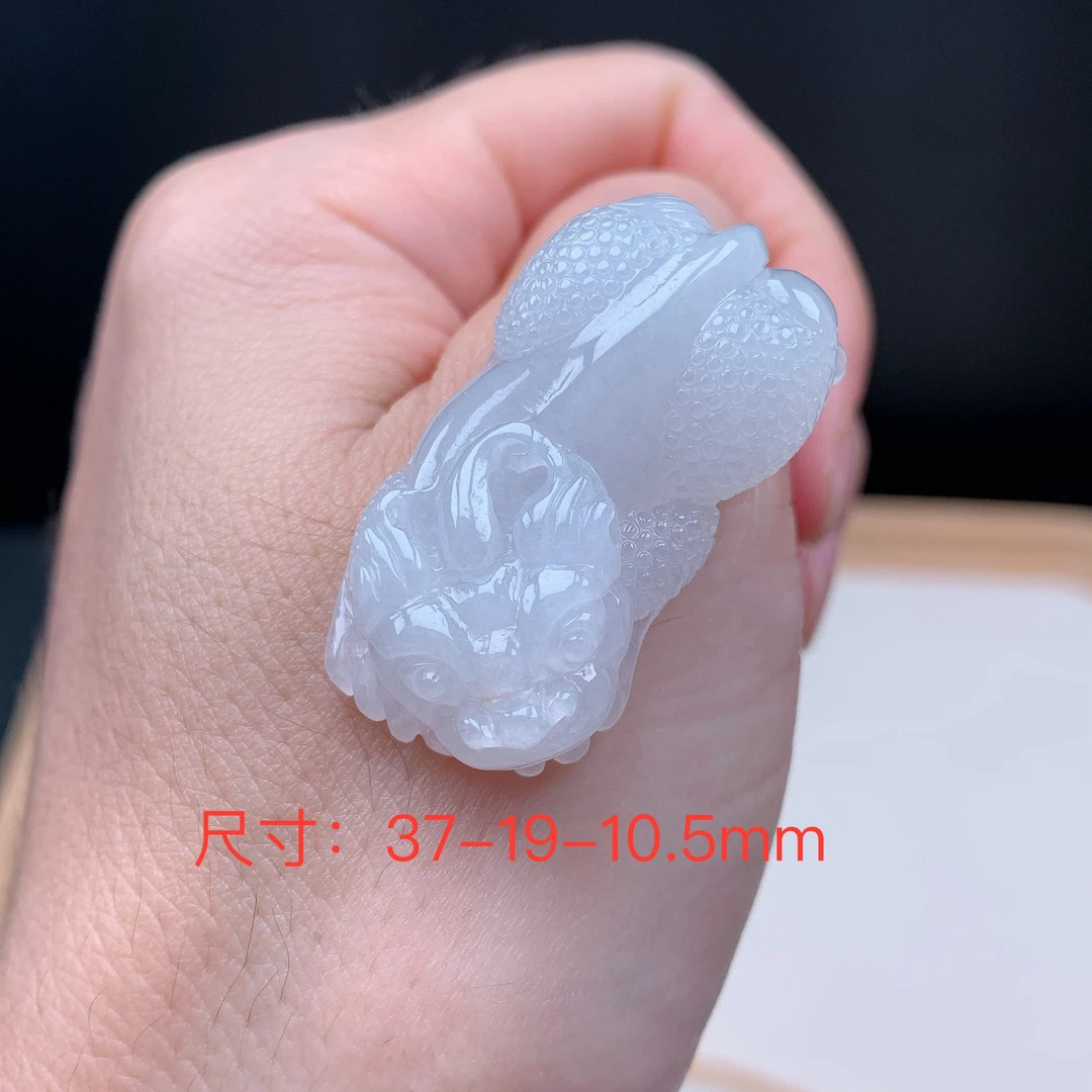 冰种白月光貔貅吊坠、缅甸天然A货翡翠