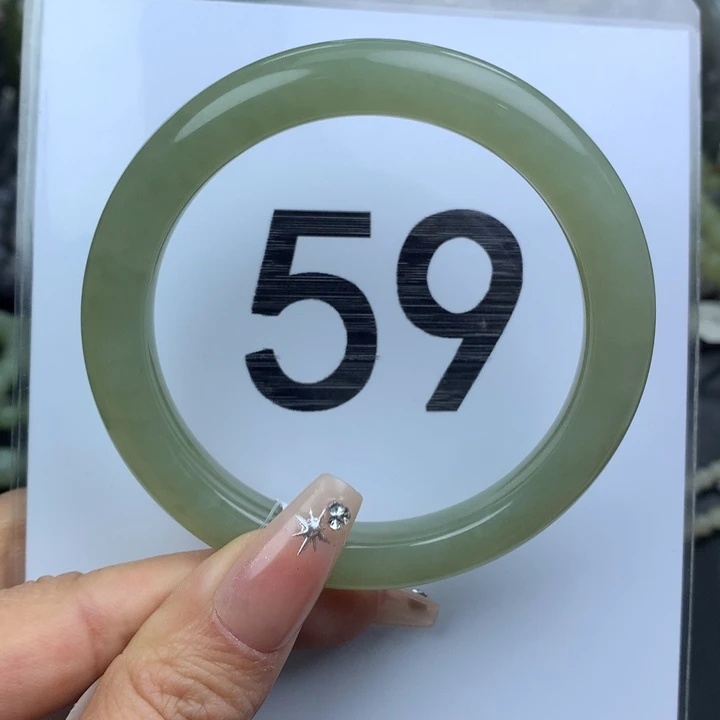 未镶嵌手镯和田玉32