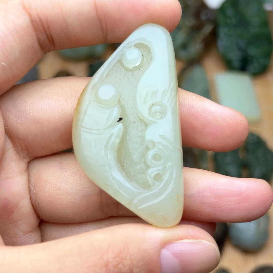 和田玉未镶嵌挂件