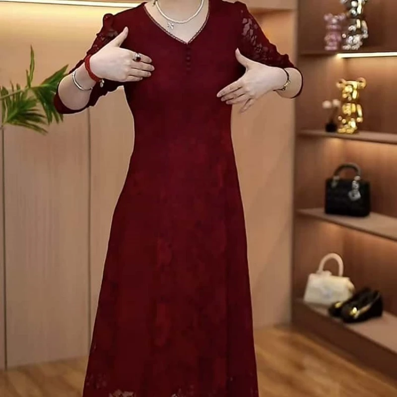 A741【连衣裙】2025早秋新款时尚优雅气质修身显瘦蕾丝钩花连衣裙