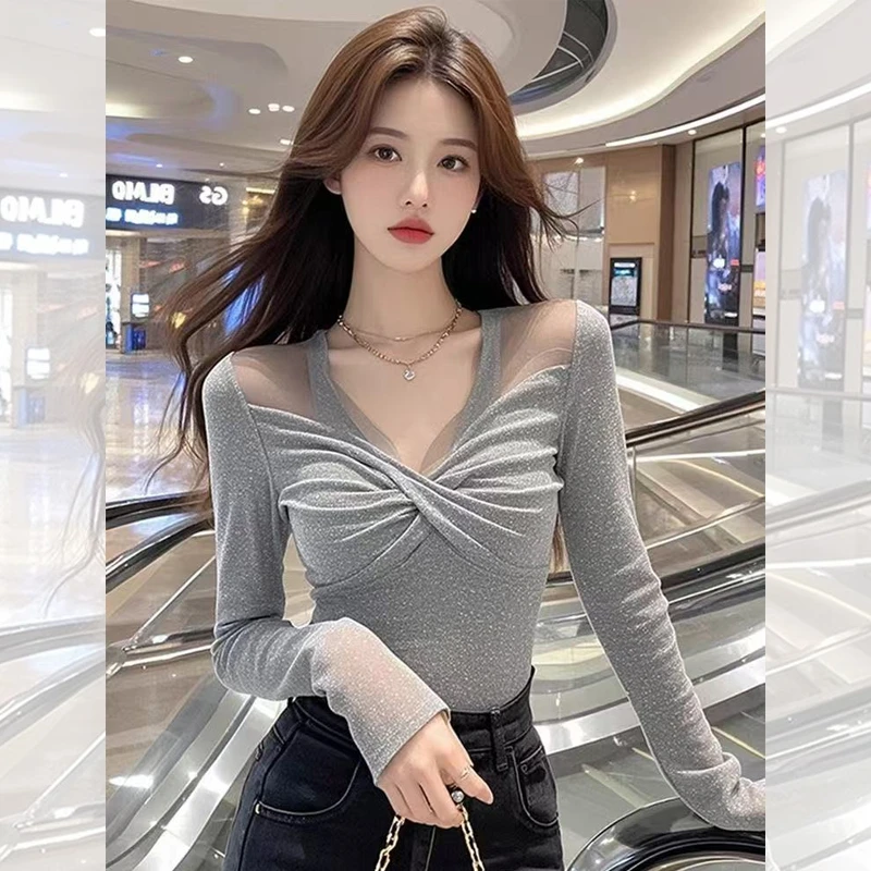 纯欲风性感辣妹蕾丝拼接斜肩长袖t恤女春秋修身内搭打底衫短上衣