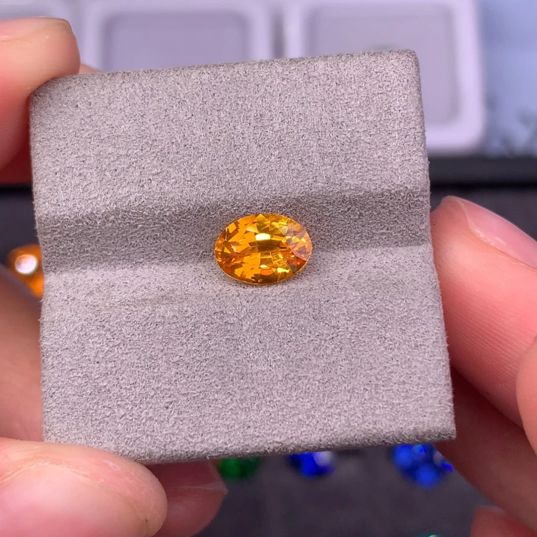 彩色蓝宝石裸石未镶嵌1.57ct黄蓝宝