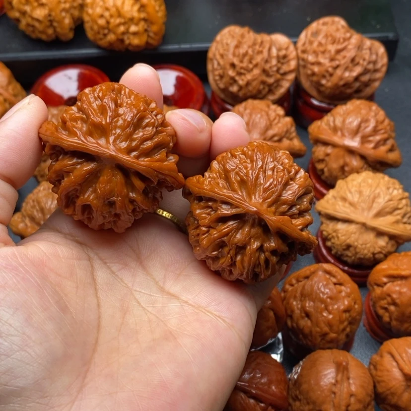 【闪购商品】文玩核桃把件冷**知苹果园