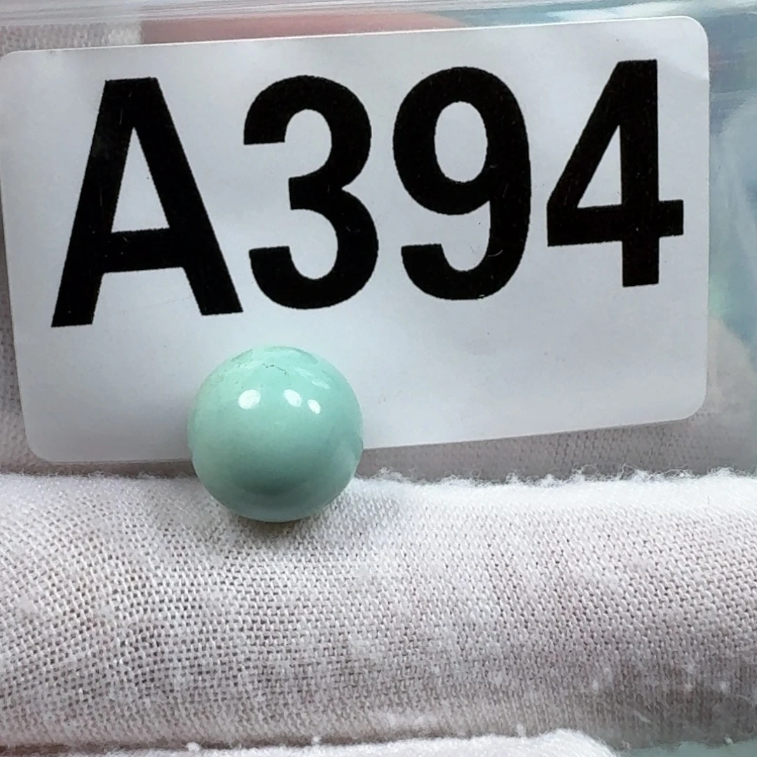 绿松石未镶嵌珠宝奇石12