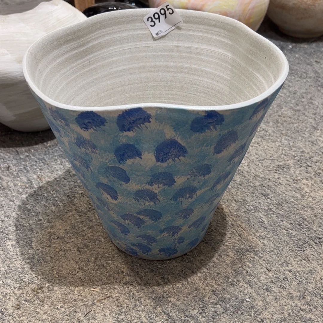 天****瓷片3995高23口22已打孔底裂瑕疵