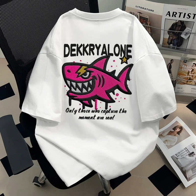 Dekkry卡通设计感字母鲨鱼印花夏季纯棉短袖t恤男女百搭半袖上衣