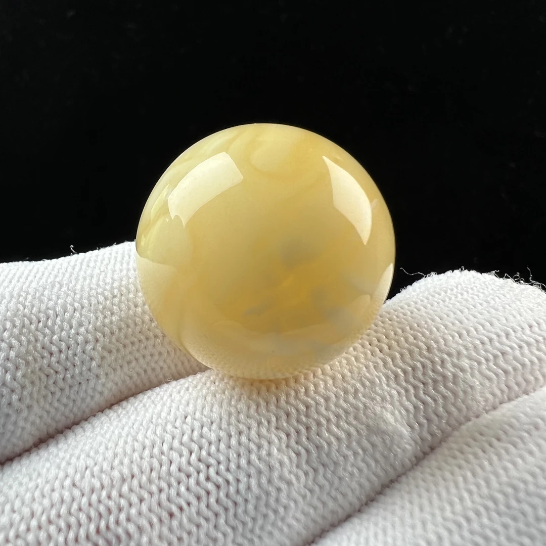 A1339天然原矿蜜蜡 浓蜡妖花圆珠22mm 5.9克 150克价