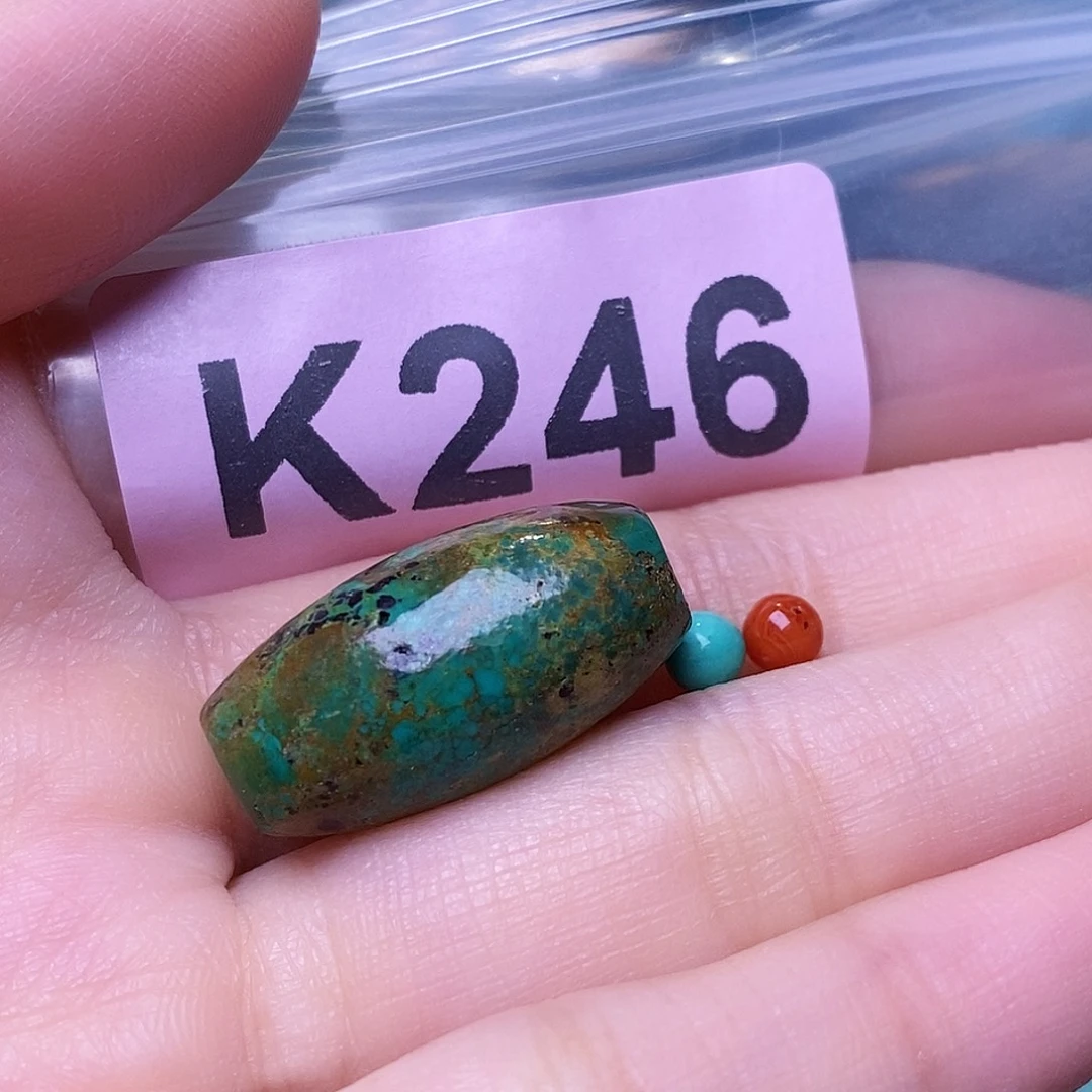 未镶嵌南红玛瑙珠宝奇石