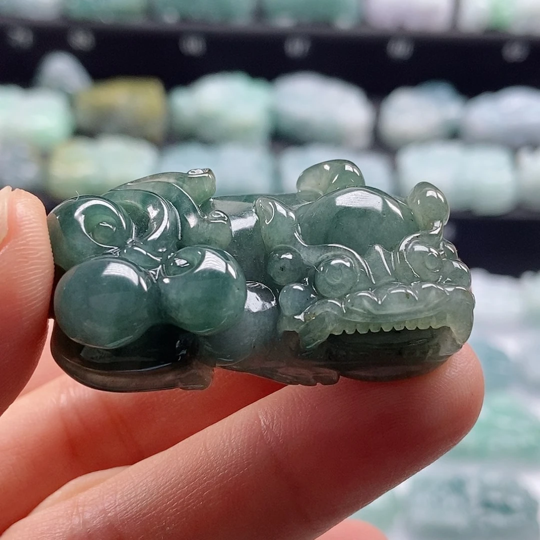 颈饰未镶嵌翡翠翡翠貔貅