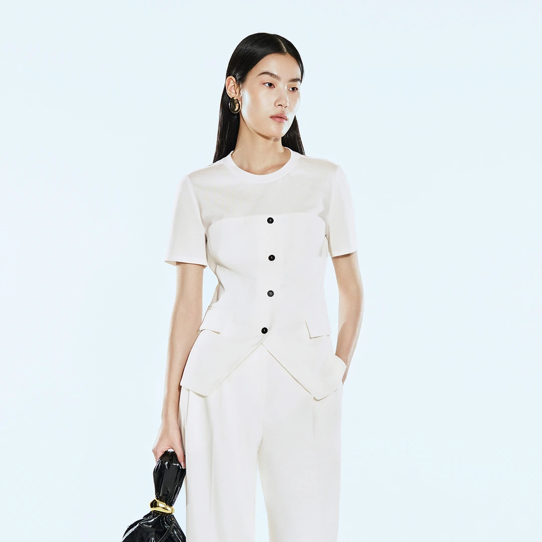 COVERINS2025夏季新款牛角扣收腰圆领上衣CC35270080