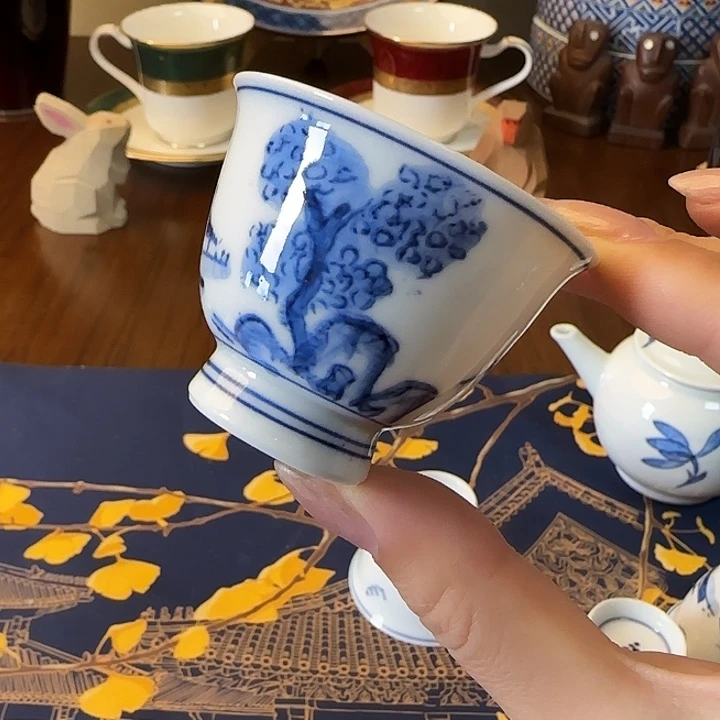 瓷9215 青花茶杯 库存4只