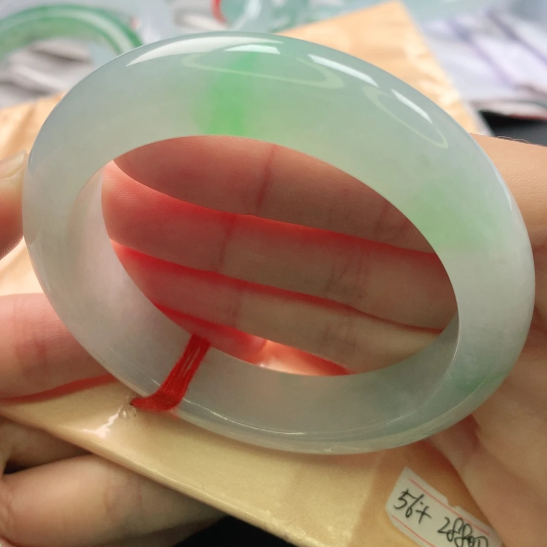 翡翠未镶嵌手镯缅甸56厚装