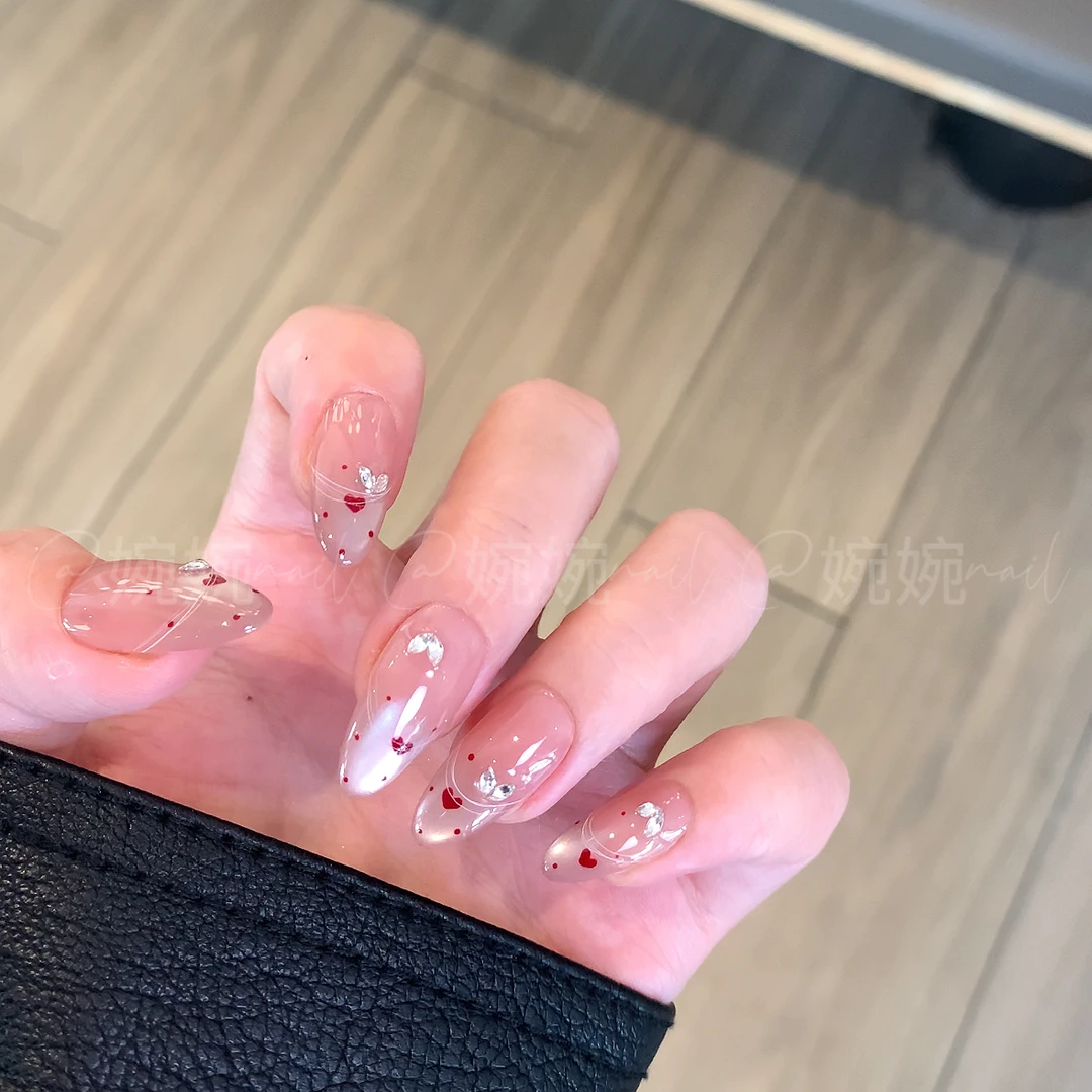 清！！！【小爱心波点】纯手工手绘猫眼拉线带钻设计穿戴甲