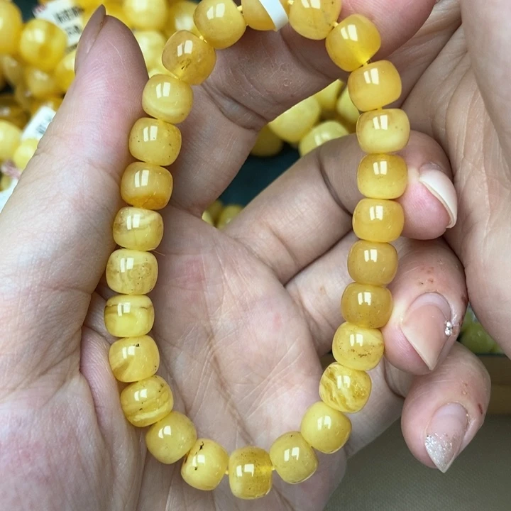 琥珀未镶嵌珠宝奇石12