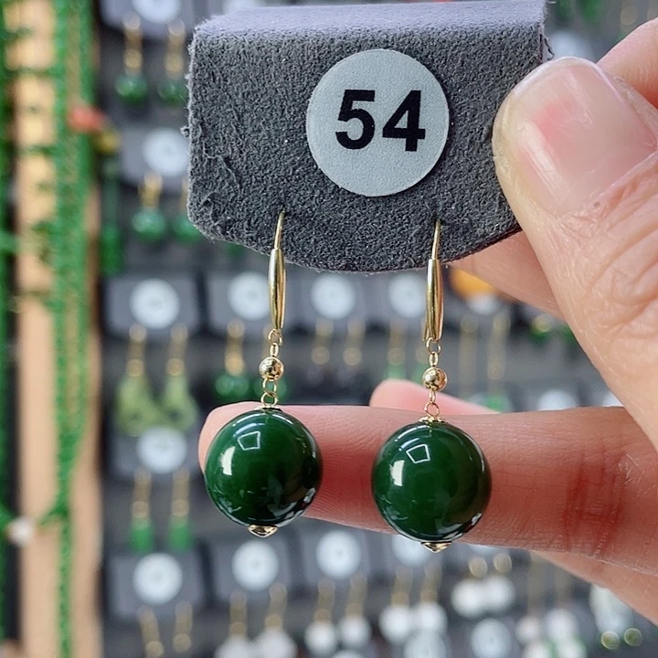 18K金镶嵌和田玉耳饰