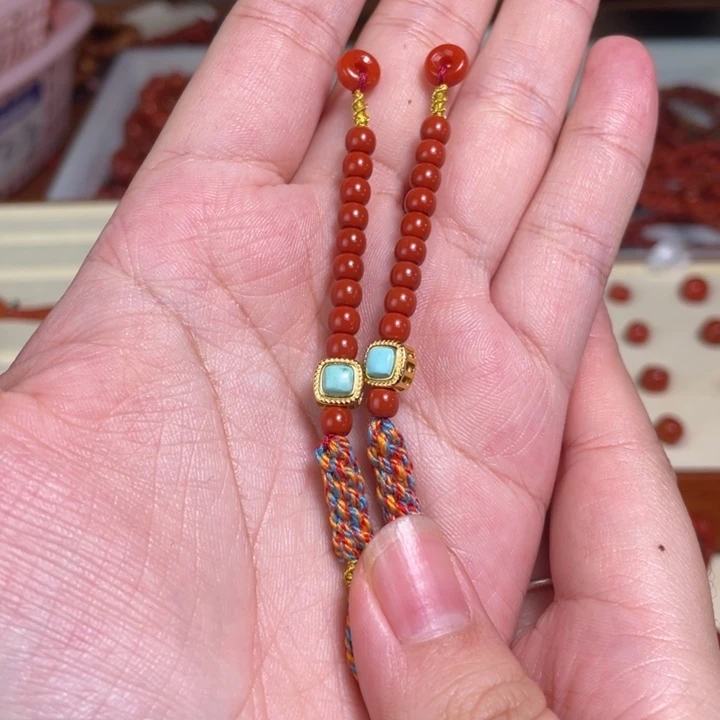 南红玛瑙未镶嵌颈饰49