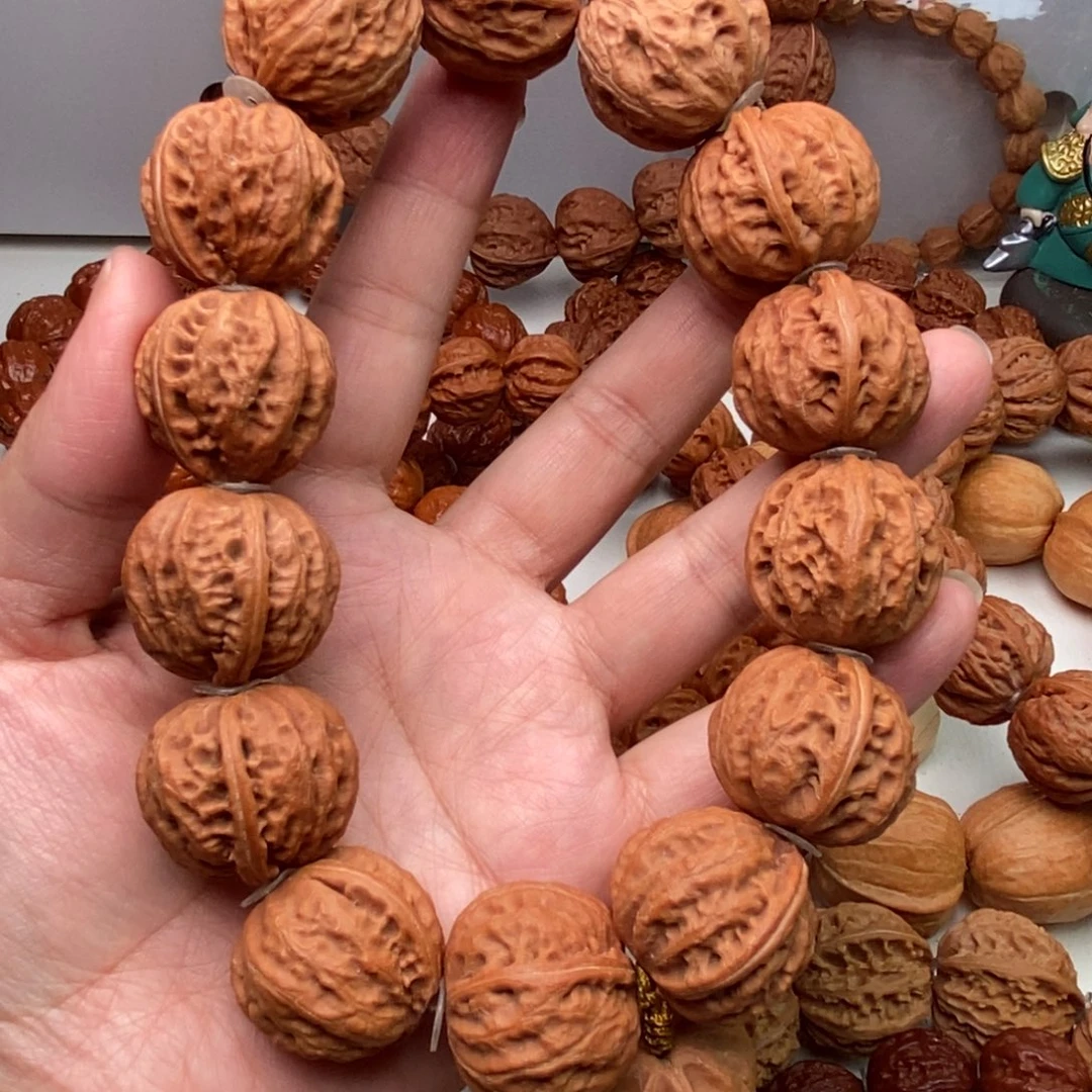 爱***家文玩核桃手串粗筋手持