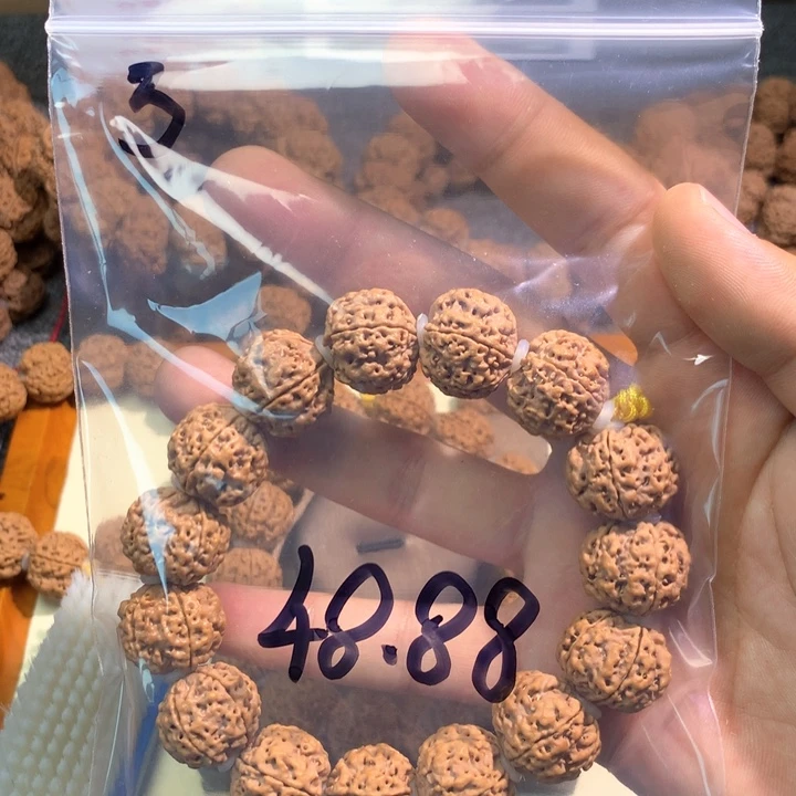 金刚菩提吊坠?****?3。