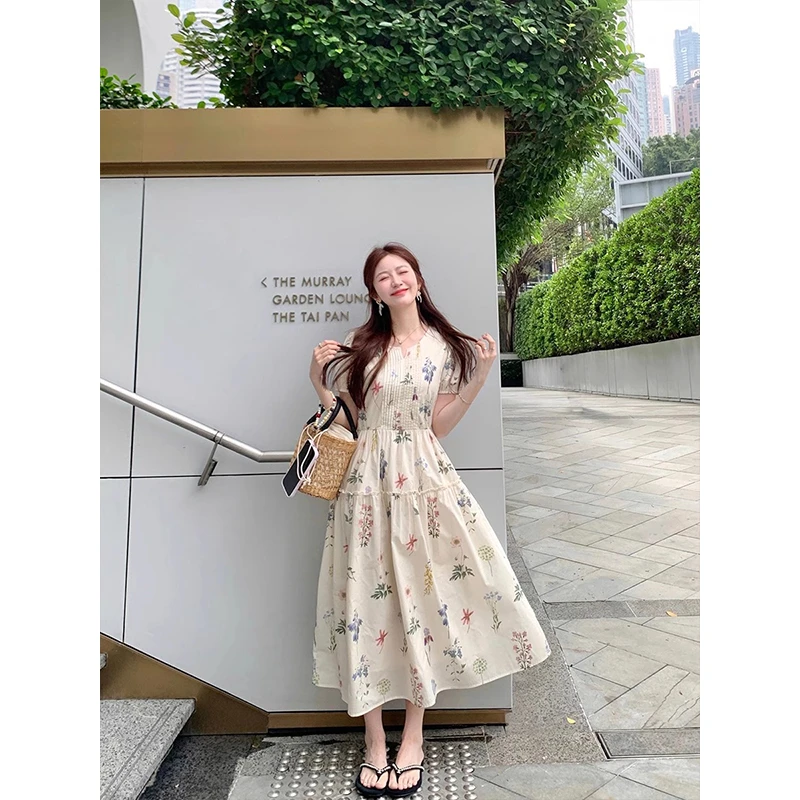 法式别致短袖碎花连衣裙女夏季新款韩版气质泡泡袖温柔度假裙子潮