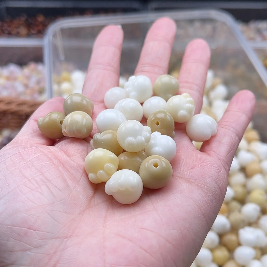白玉菩提吊坠A/12mm/20颗