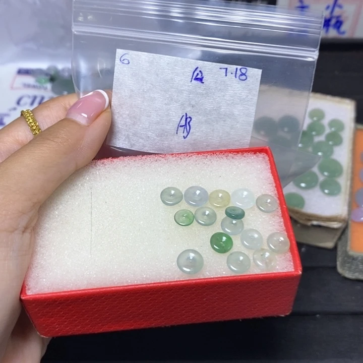 定制翡翠未镶嵌不退
