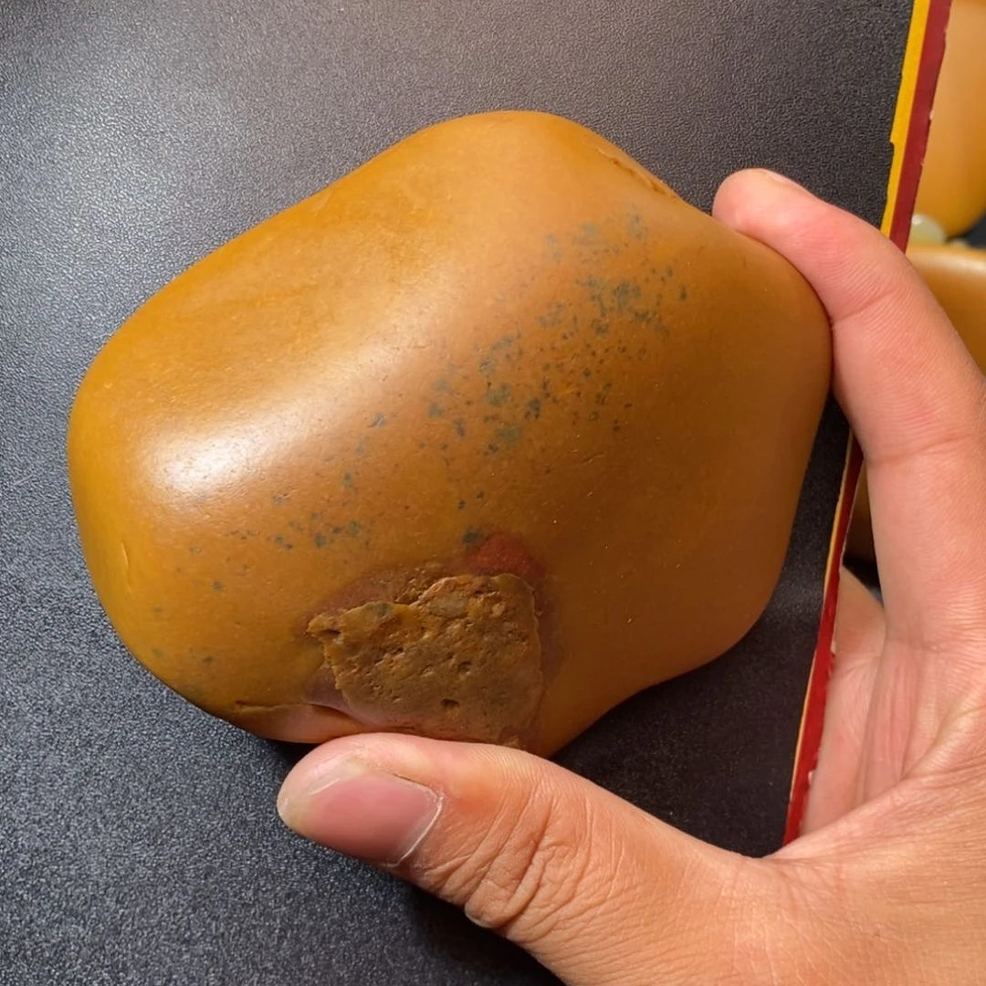 石英质玉颈饰未镶嵌沧****笑