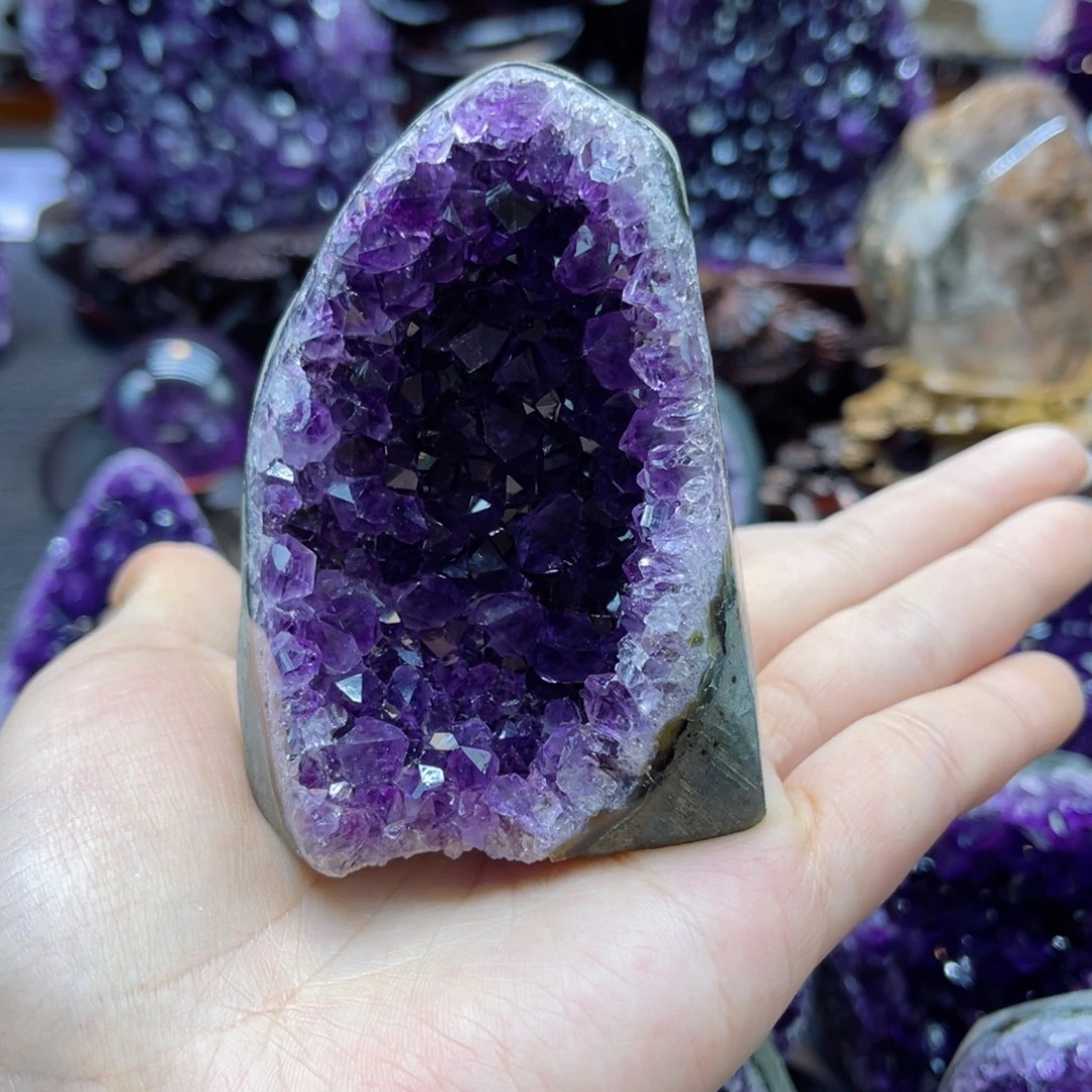 紫晶大型摆件（非配饰）未镶嵌知*鸟