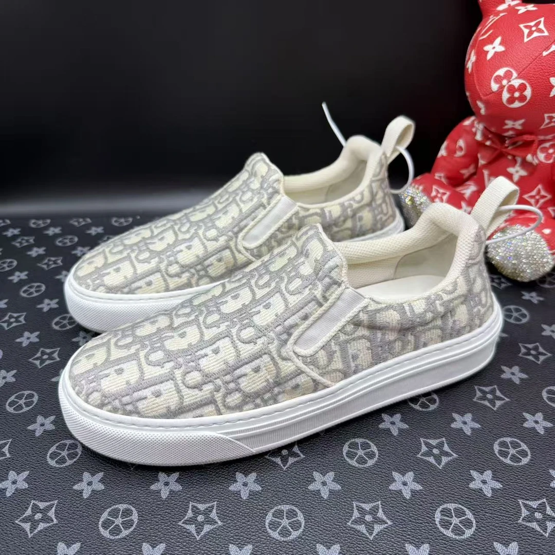 95新 DIOR/迪奥 白灰帆布老花休闲时尚舒适低帮一脚蹬38码lz010