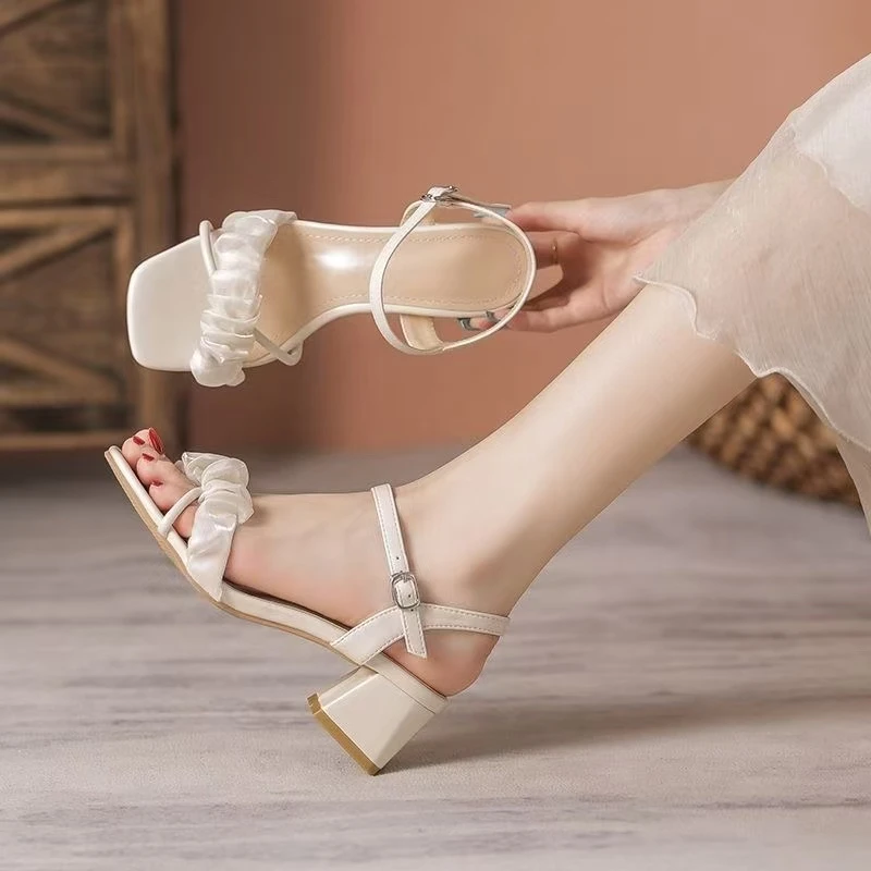 【孤品微瑕慎拍】女301仙女鞋时装凉鞋单鞋方头小众夏季凉鞋细跟