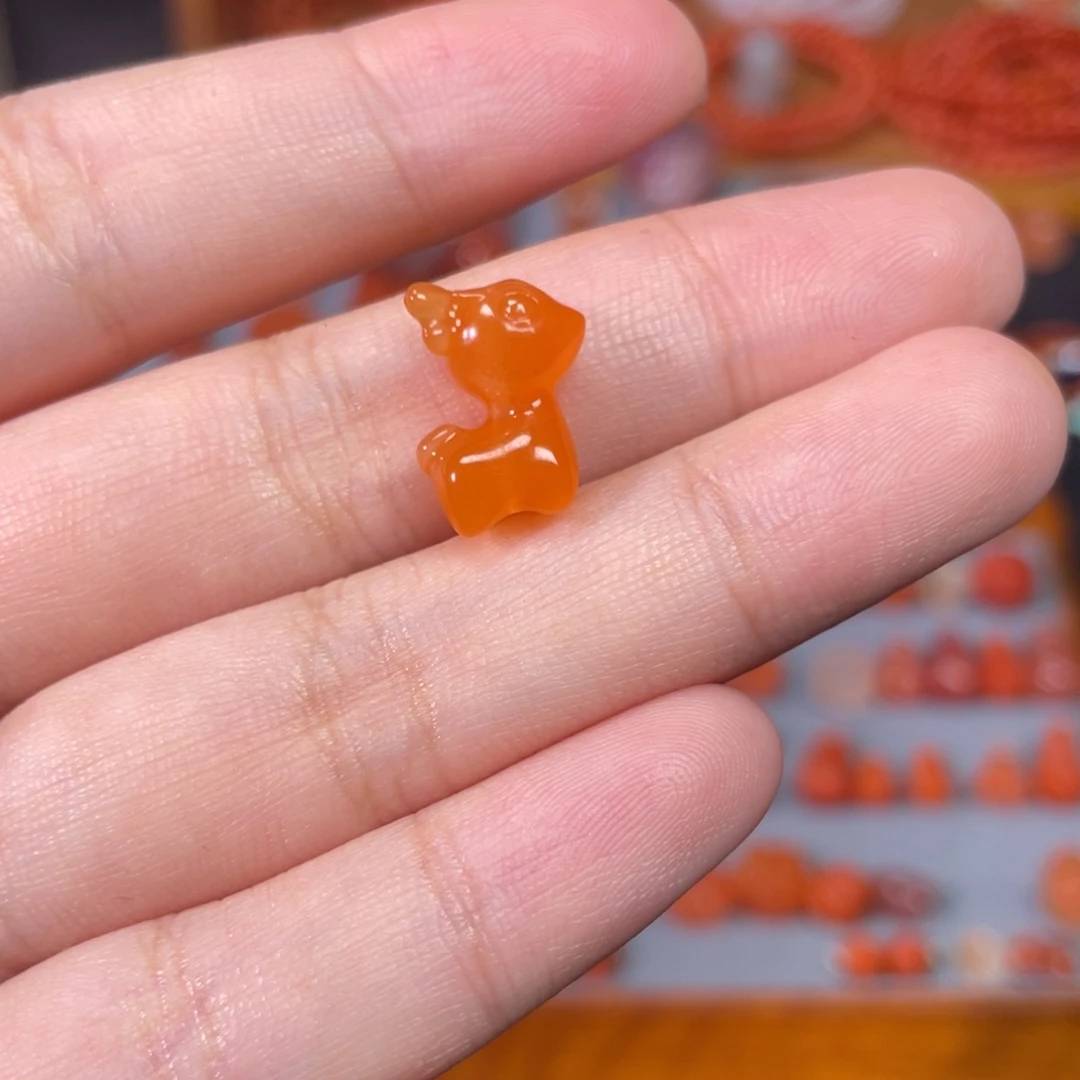 南红玛瑙未镶嵌小鹿