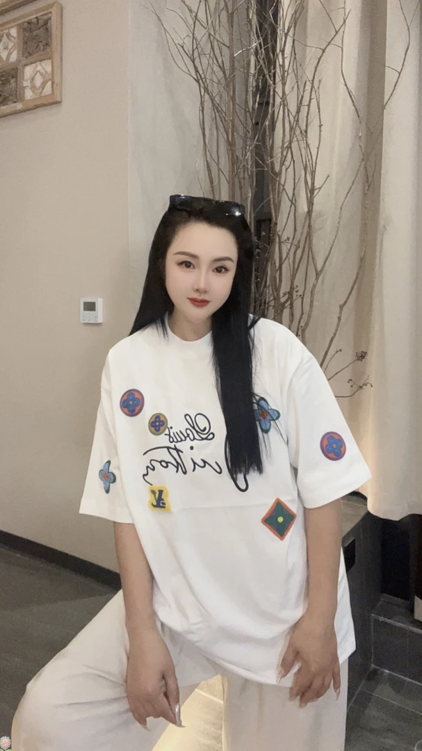 （蓉姐专属）马户刺绣多巴胺小香樟时尚男女同款T恤 2525