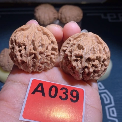 吊坠文玩核桃40苹果园