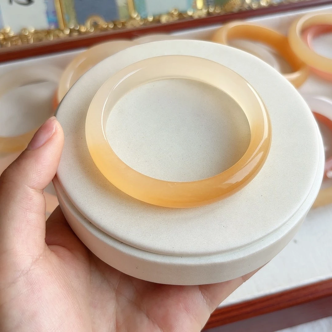 石英质玉手镯未镶嵌赵****北55.5