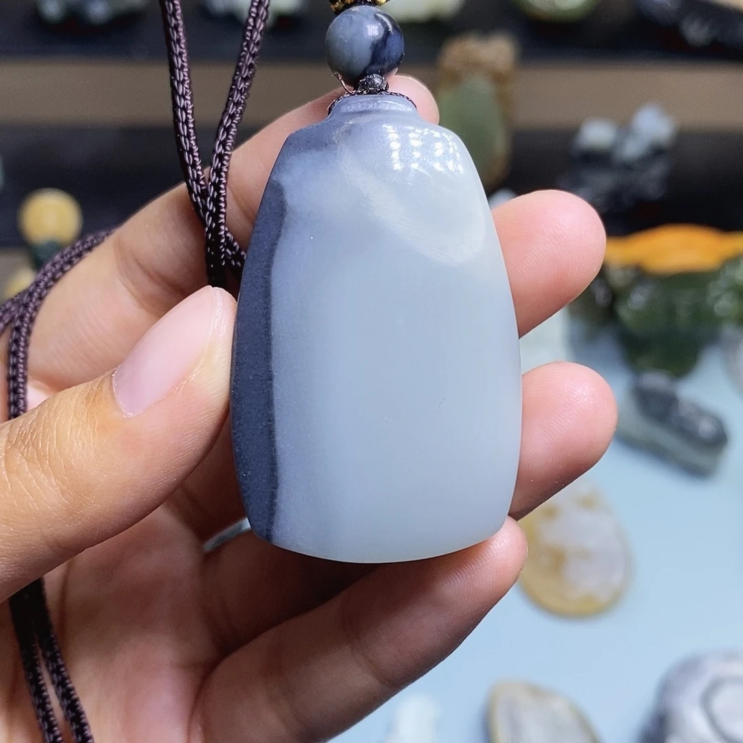 【闪购商品】颈饰未镶嵌和田玉