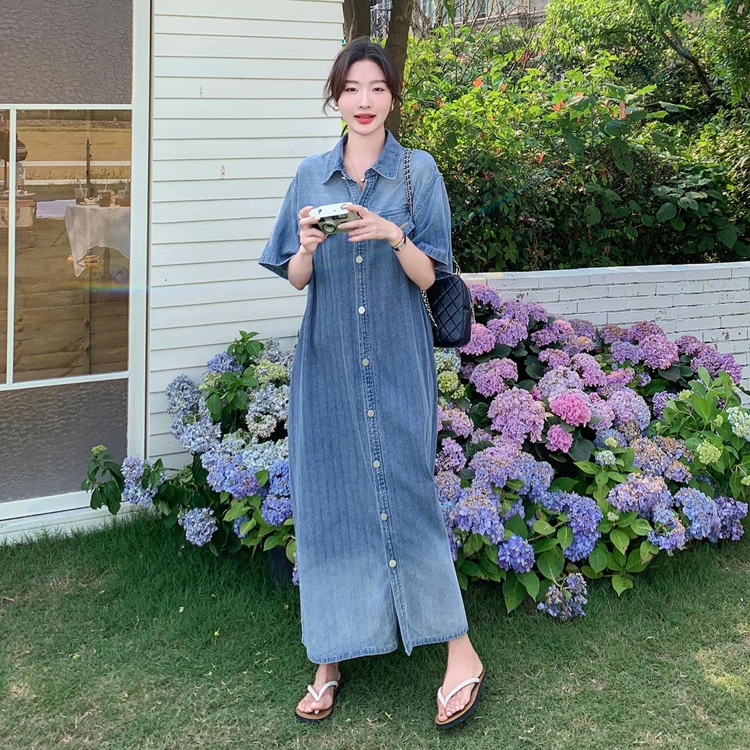 渐变色牛仔时尚连衣裙背带裙女夏季新款气质宽松遮肚超长款衬衫裙