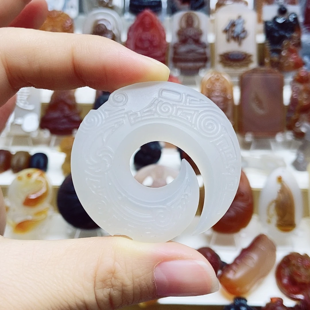 玛瑙/玉髓未镶嵌颈饰