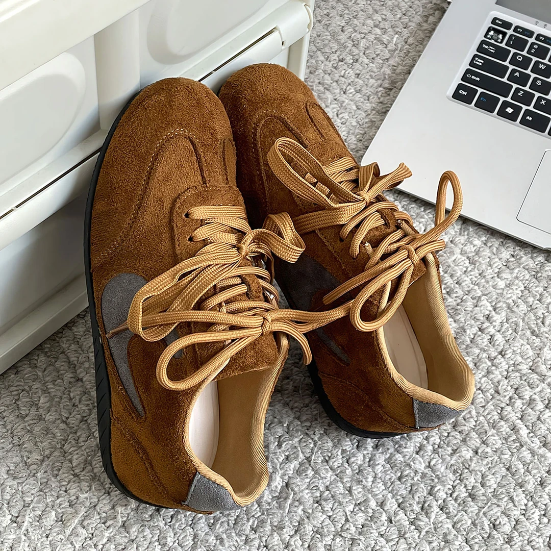 驼色低帮时尚青春潮流港风新款学院系带韩版百搭平底小众休闲板鞋