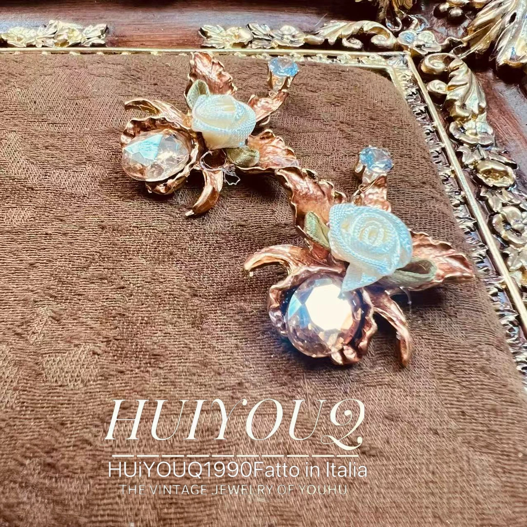 铜合金合成锆石耳饰 【白色玫瑰】复古耳钉019