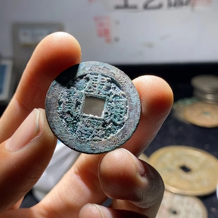 纯银工艺品鉴定中心主任
