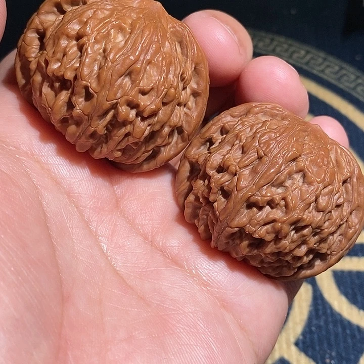 【闪购商品】文玩核桃吊坠磨盘