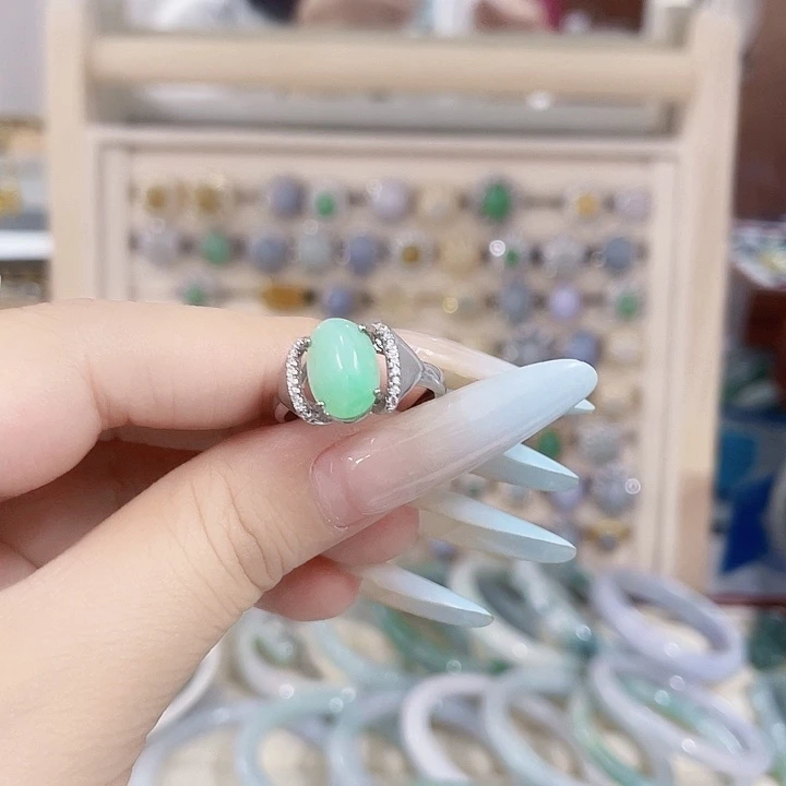 颈饰未镶嵌翡翠天然翡翠Ａ货