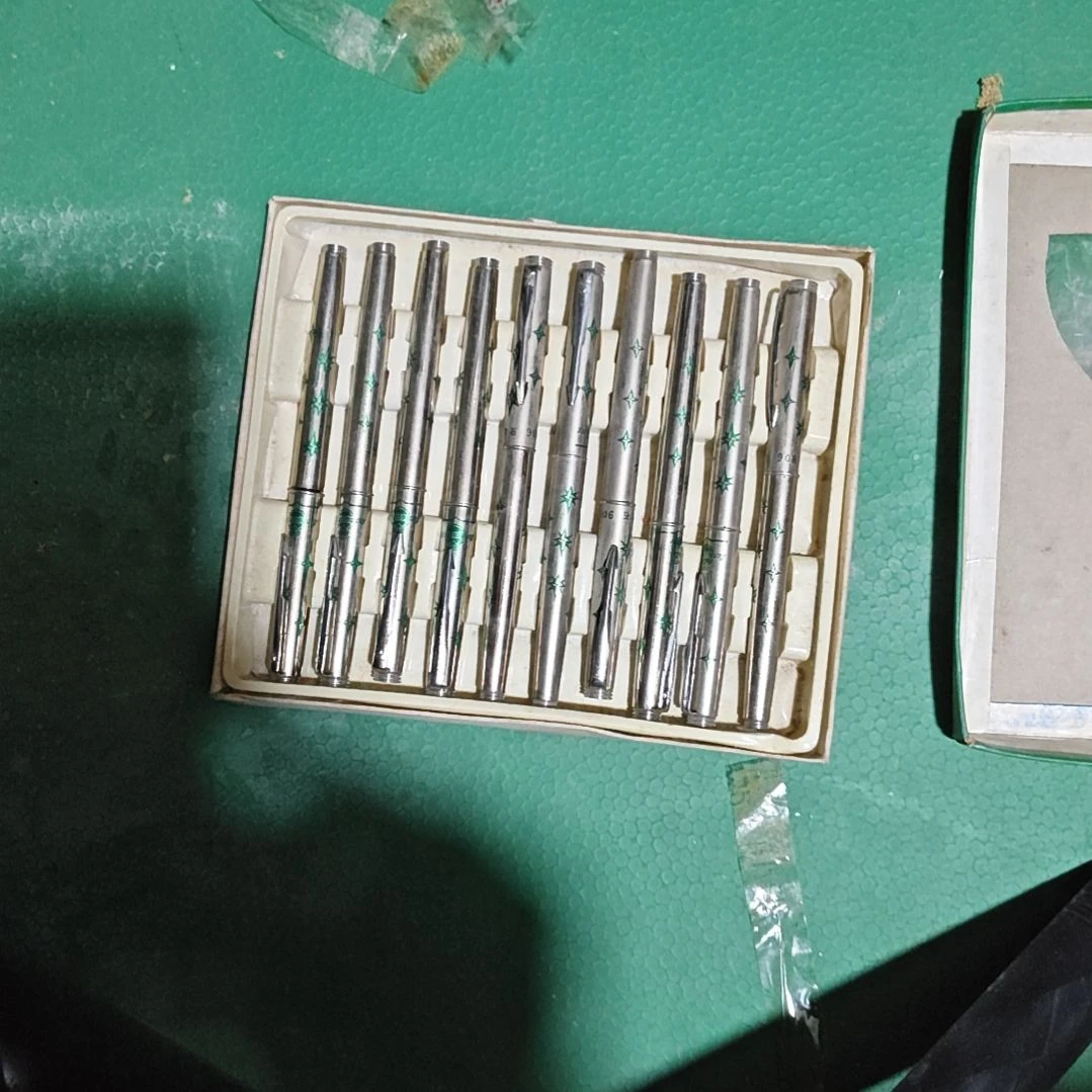 瓷片辰*妍陶瓷制品复古