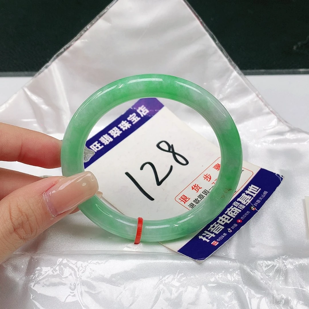 未镶嵌手镯（圆镯）翡翠翡翠12