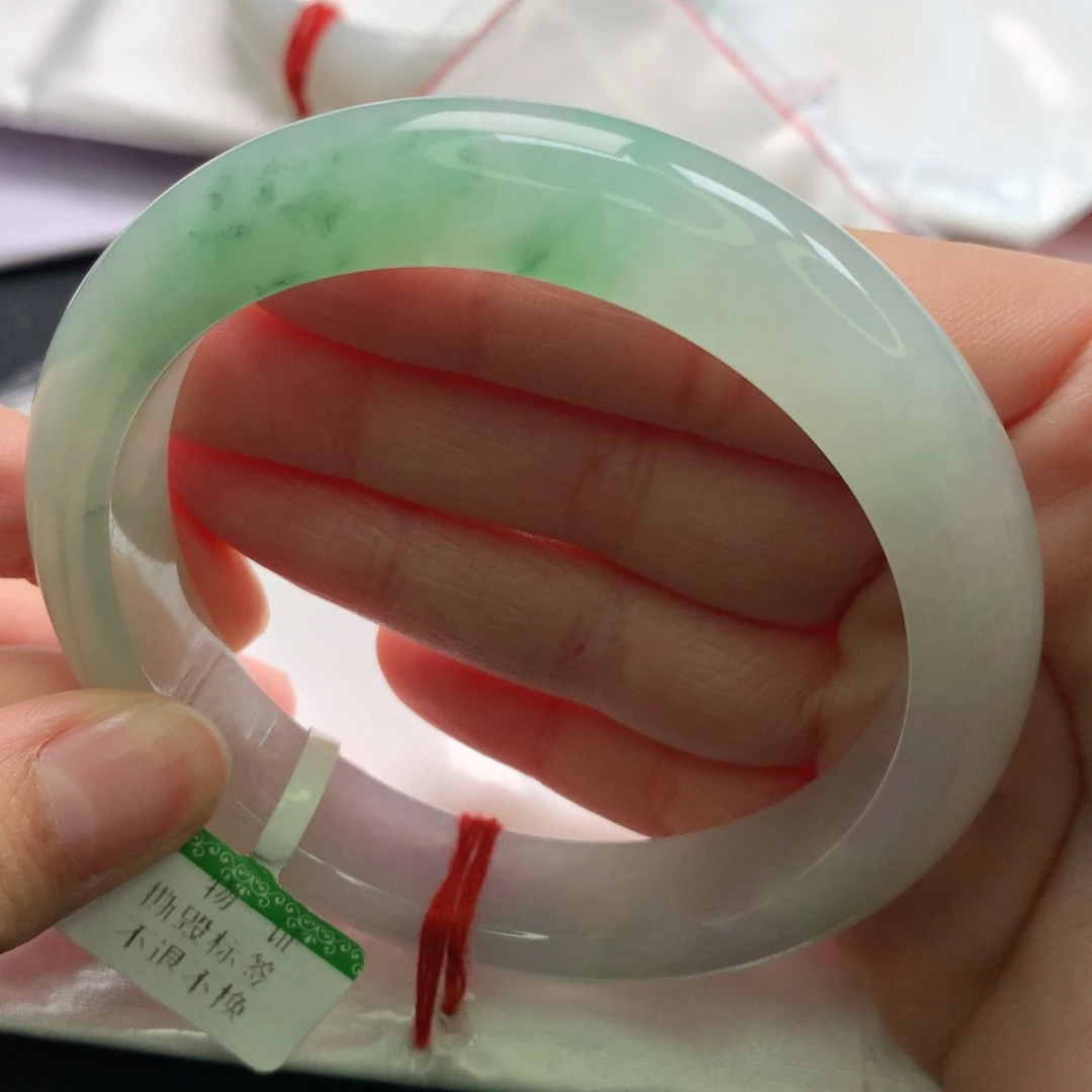 翡翠手镯未镶嵌6061圈