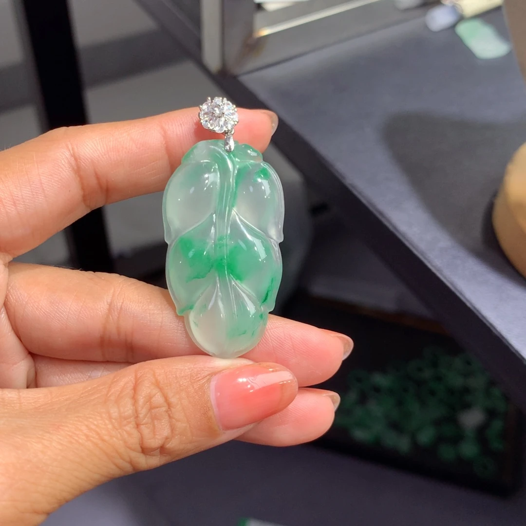 颈饰银S925镶嵌石英质玉