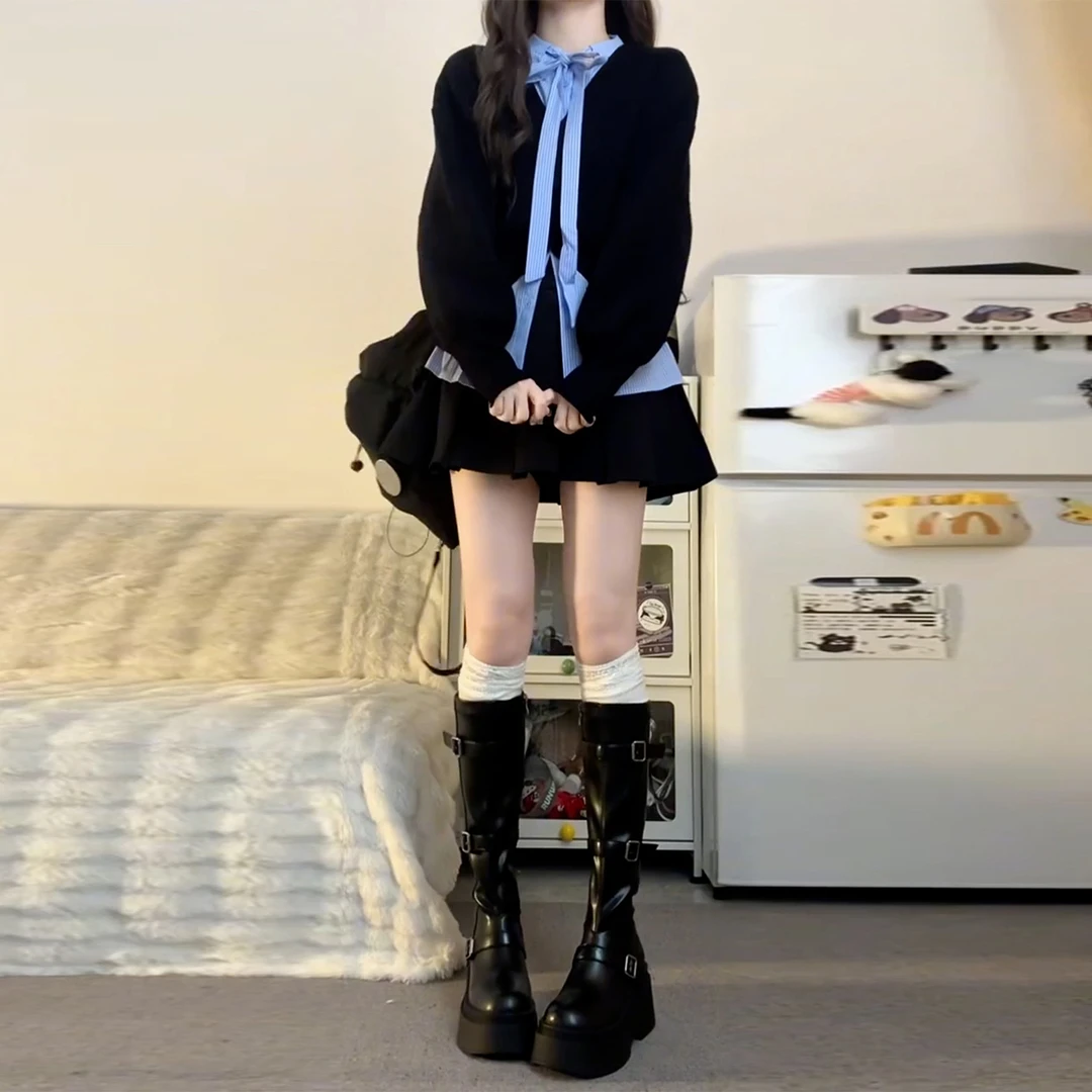 早秋韩系巨好看穿搭一整套2025年新款法式蓝色长袖条纹衬衫女秋冬