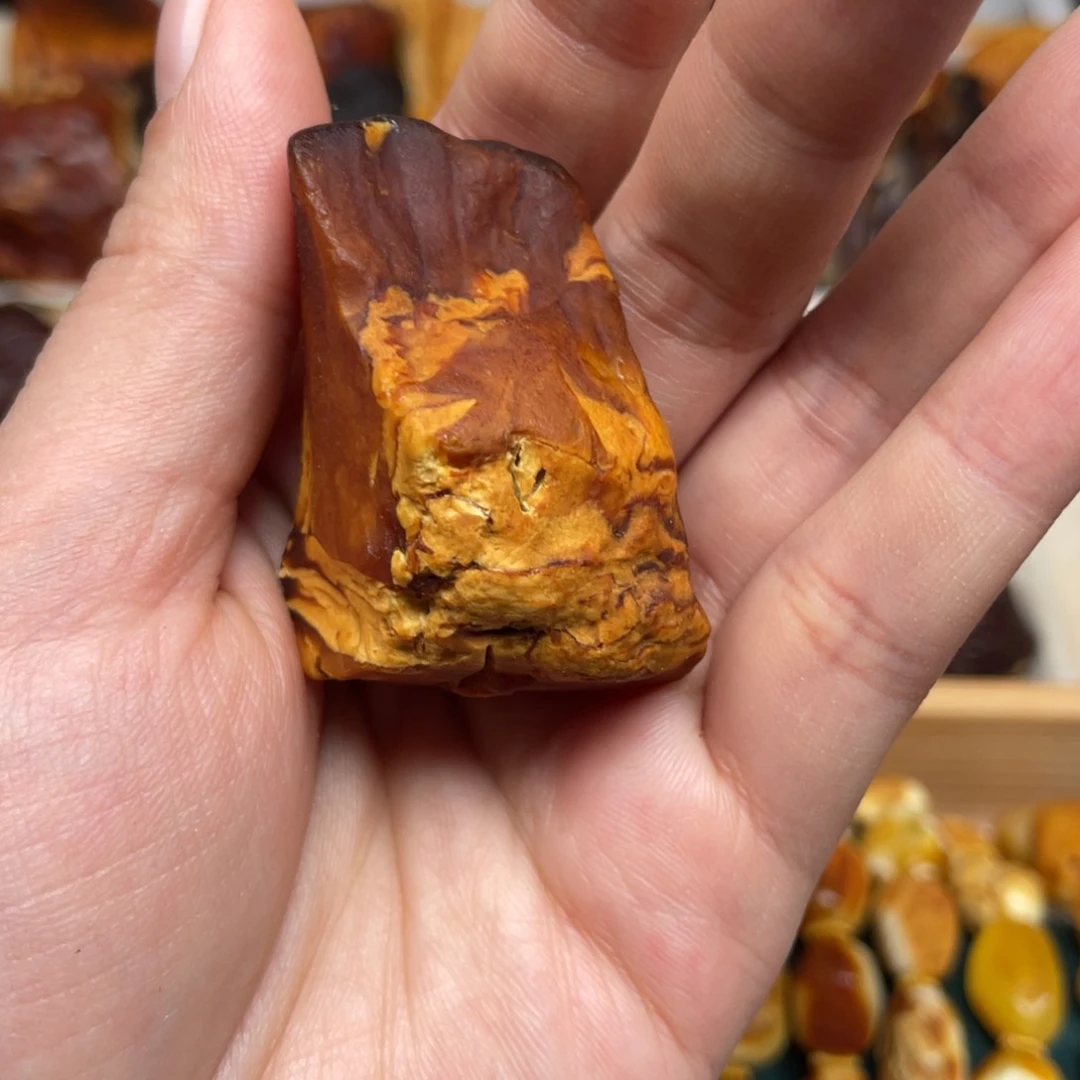 蜜蜡珠宝奇石未镶嵌